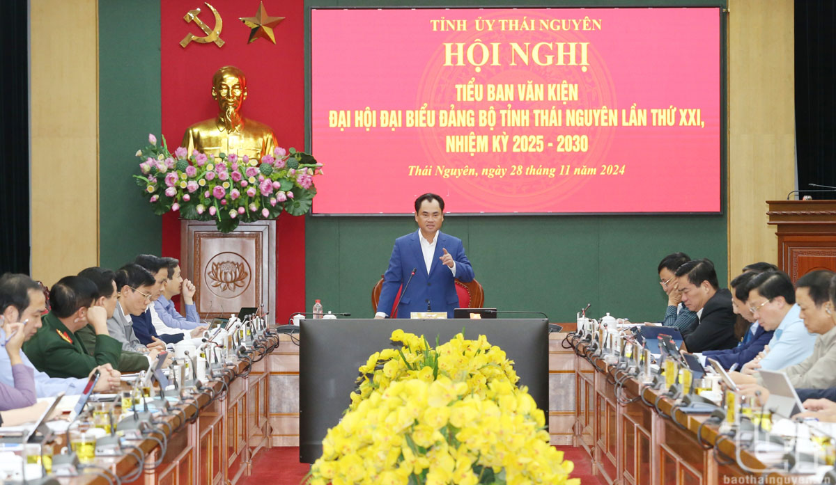 Góp ý vào dự thảo văn kiện cần mang tính định hướng, sáng tạo, đổi mới