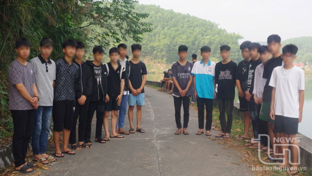 Khởi tố vụ án gây rối trật tự công cộng liên quan đến nhiều vị thành niên