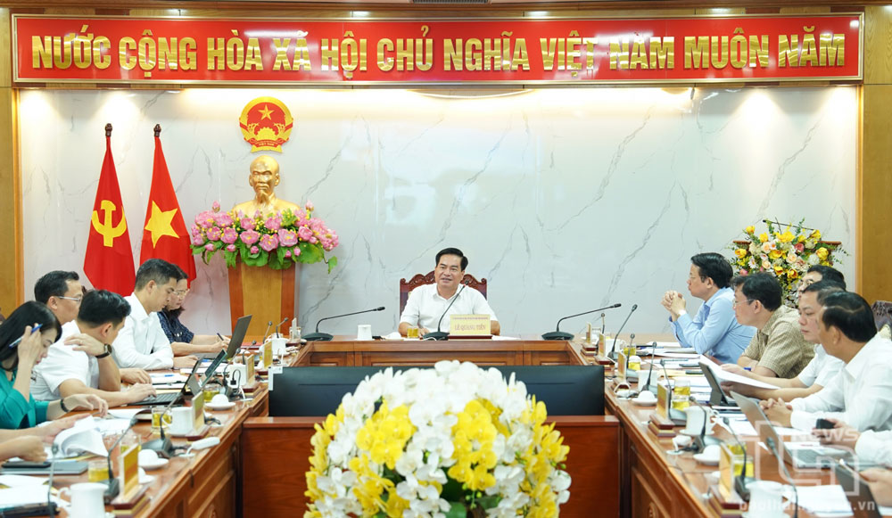 Bảo đảm xóa nhà tạm, nhà dột nát đúng tiến độ