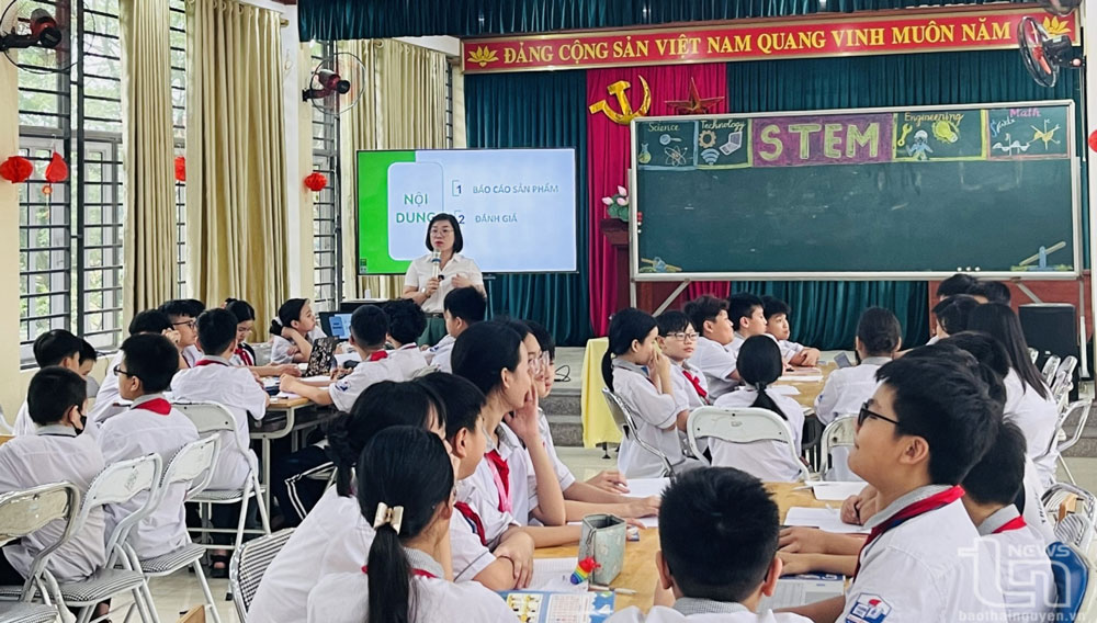 Giáo dục STEM: Tăng cường phát triển năng lực của học sinh