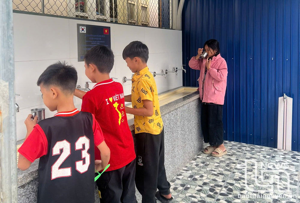 Tháng 9-2024, Điểm trường được Tổ chức Koica và Diva (Hàn Quốc) xây dựng công trình nước sạch, góp phần khắc phục khó khăn, cung cấp nguồn nước sinh hoạt đảm bảo cho giáo viên, học sinh.
