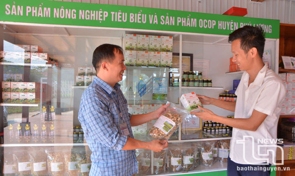 Phú Lương: Công nhận mới và công nhận lại 10 sản phẩm đạt OCOP