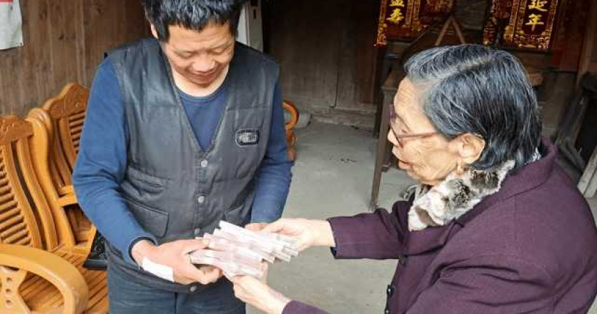 Cụ bà 92 tuổi từ chối phá sản, trả nợ 3 triệu USD trong 10 năm được giải “công dân tốt”