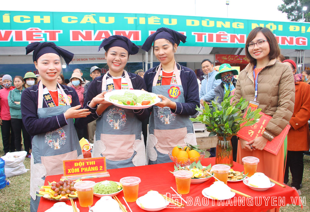 Một ngày với ẩm thực trà Phú Đô