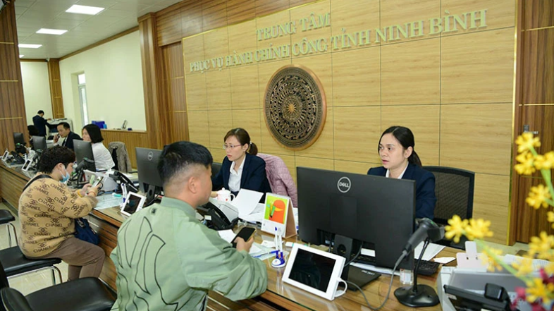 Cải cách hành chính tại vùng nam đồng bằng sông Hồng