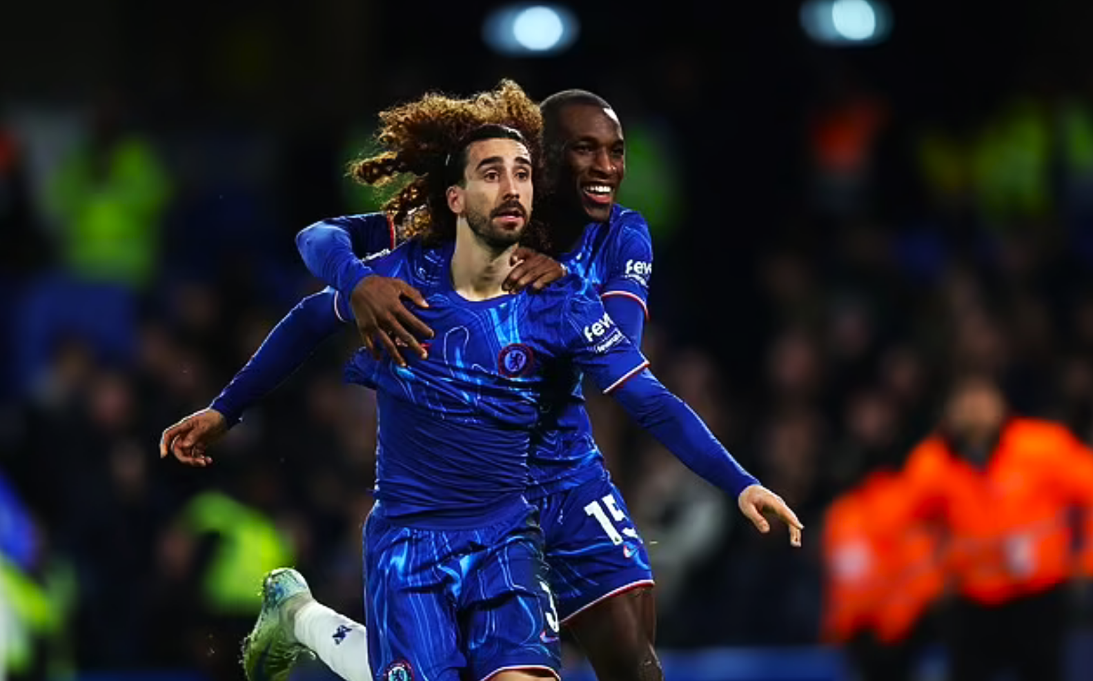 Chelsea thắng Brentford 2 - 1 trong trận derby London. Ảnh: DM