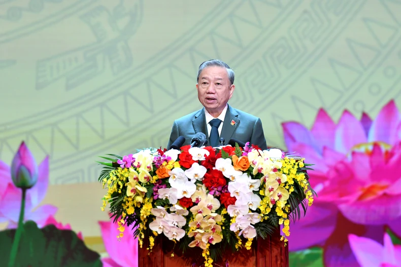 Kỷ niệm trọng thể 80 năm Ngày thành lập Quân đội nhân dân Việt Nam và 35 năm Ngày hội Quốc phòng toàn dân