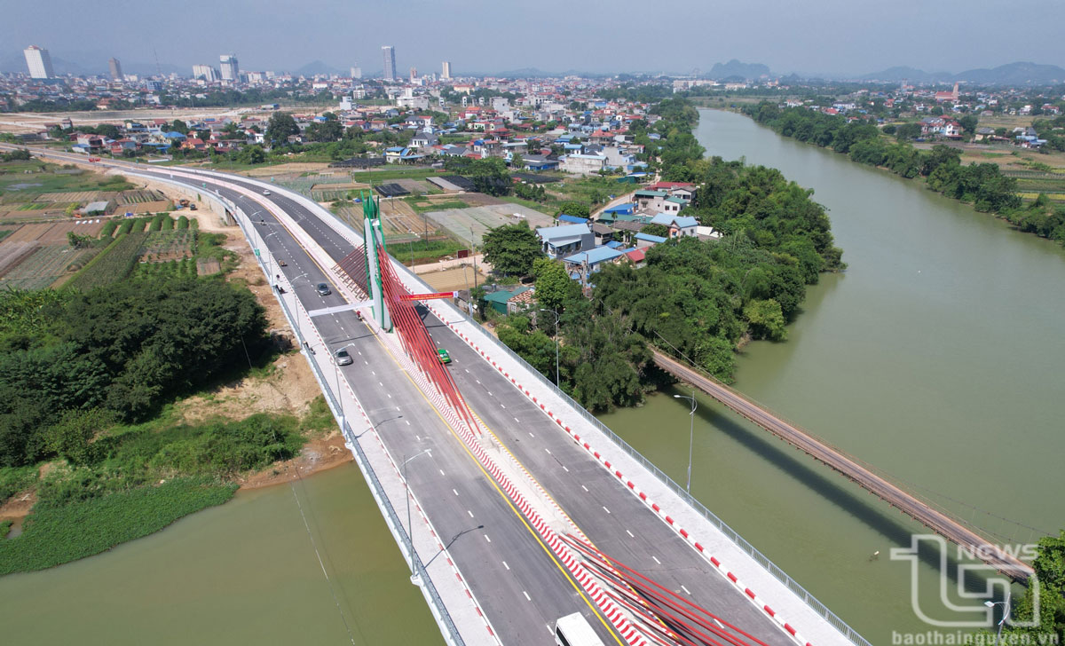 Thái Nguyên vươn mình cùng đất nước