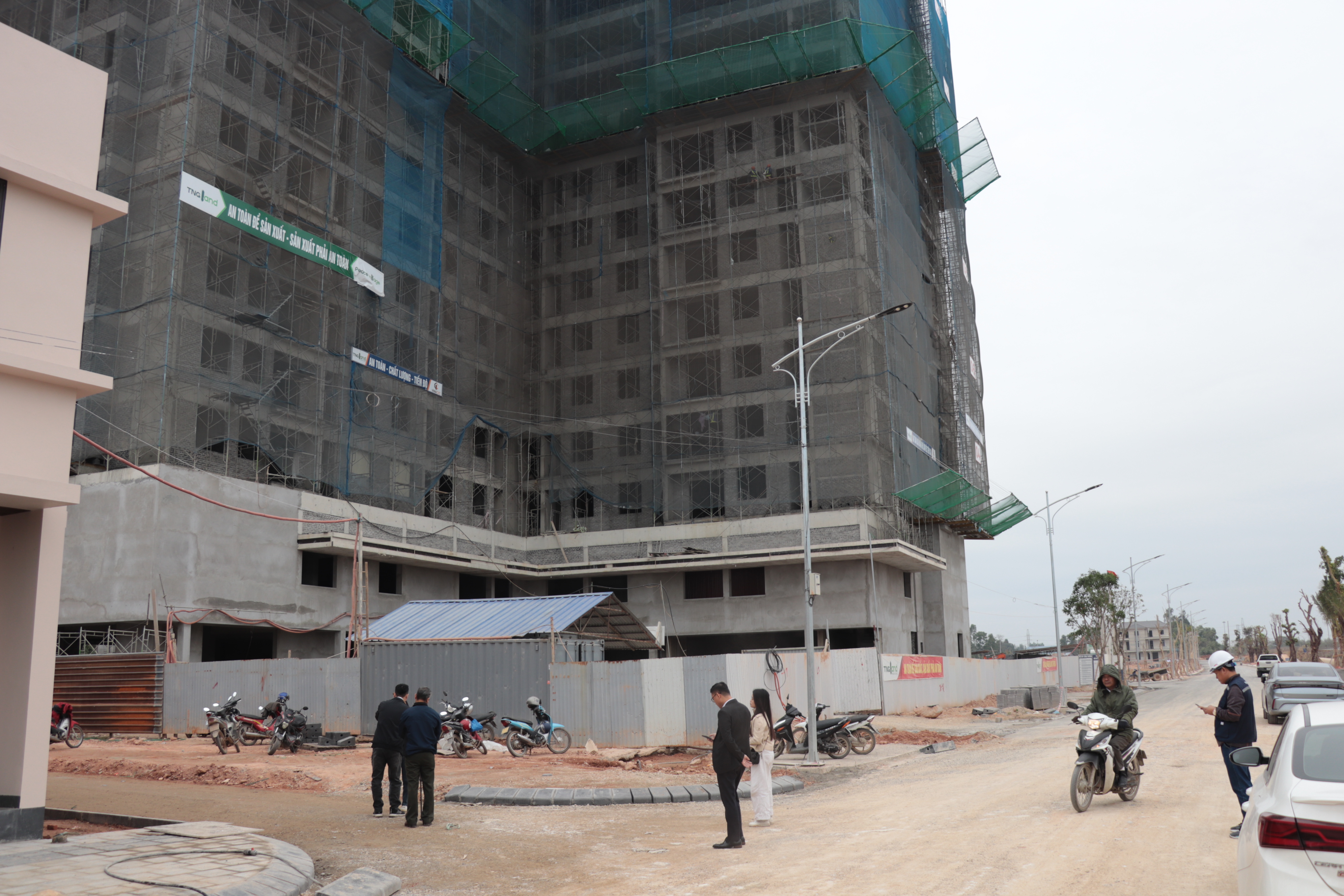 Dự án nhà ở xã hội - Khu dân cư Đại Thắng tại phường Đồng Tiến và Bãi Bông (TP. Phổ Yên) đang được các đơn vị thi công đẩy nhanh tiến độ triển khai để bảo đảm theo kế hoạch