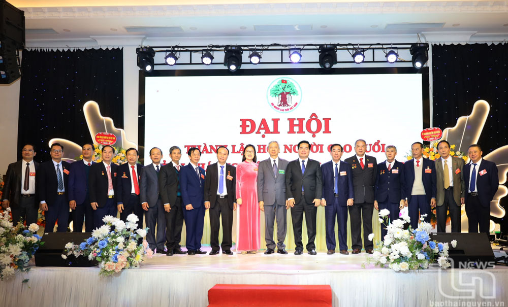 Tiếp tục quan tâm, chăm lo, tạo điều kiện để người cao tuổi đóng góp cho cộng đồng