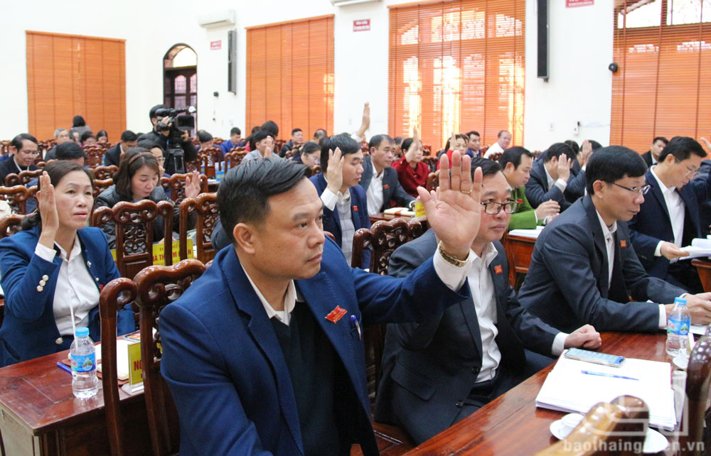 HĐND các huyện, thành phố: Xem xét, quyết nghị nhiều nội dung quan trọng