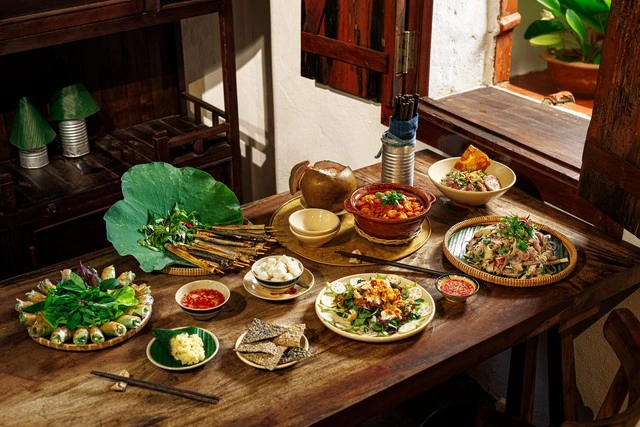 Phong vị sông Tiền, chuyến 'điền dã ẩm thực' thi vị về miền Tây