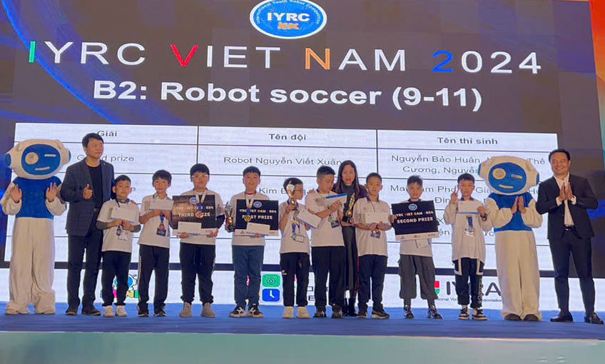 Thái Nguyên có 14 đội đoạt giải tại Cuộc thi vô địch quốc gia STEM, AI và Robotics 2024