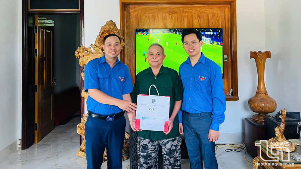 Giáo dục lòng yêu nước cho thế hệ trẻ ở Đồng Hỷ