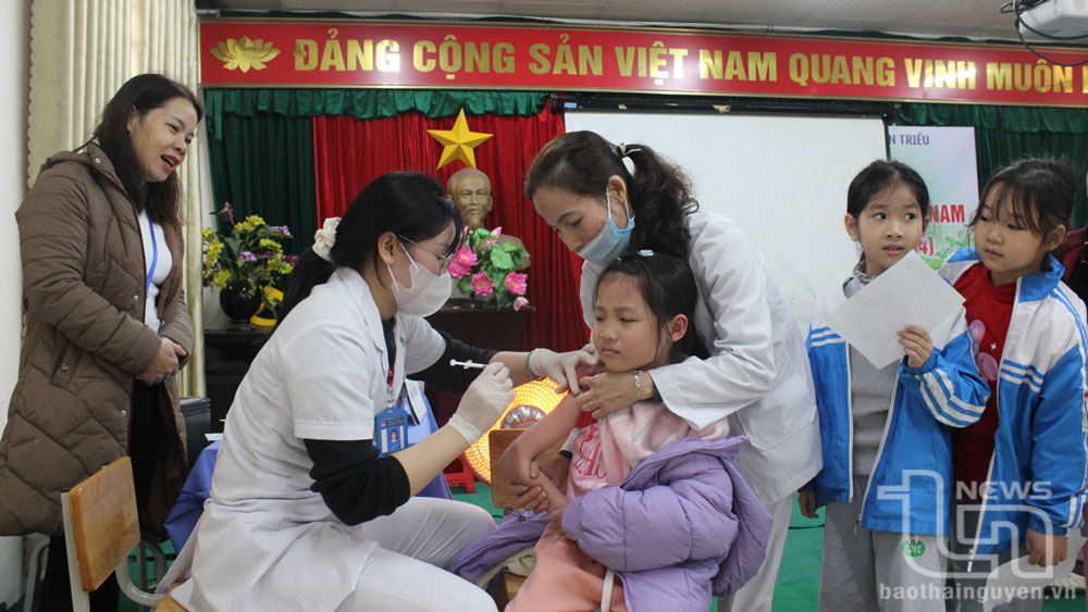 Để có nhiều nhất trẻ 7 tuổi được tiêm vắc-xin Td
