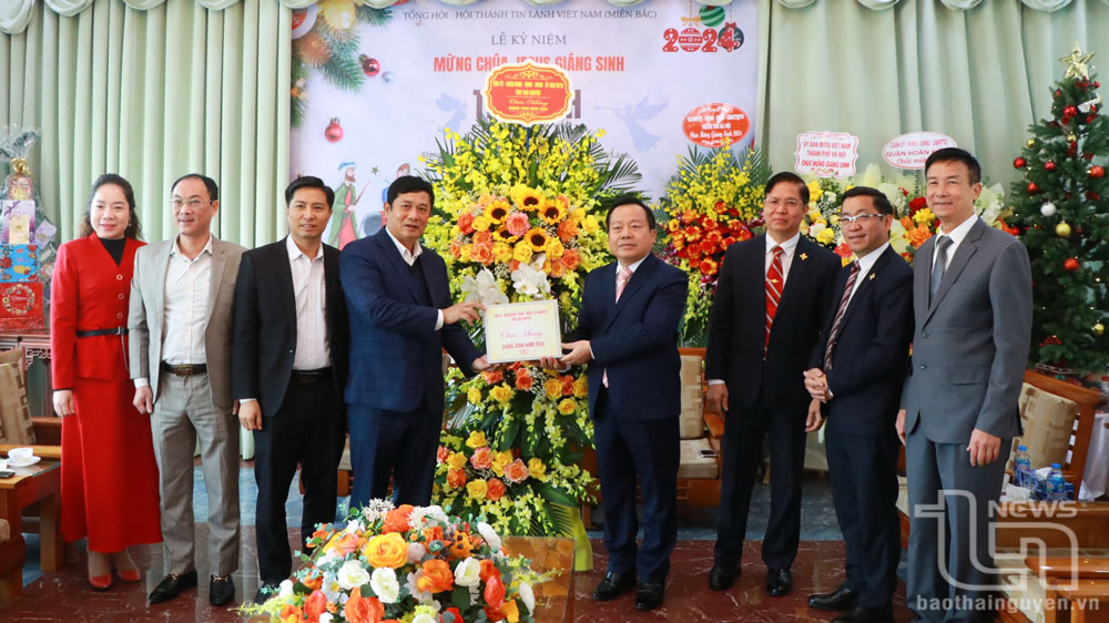 Lãnh đạo tỉnh Thái Nguyên thăm, chúc mừng Tổng hội Hội thánh Tin lành Việt Nam