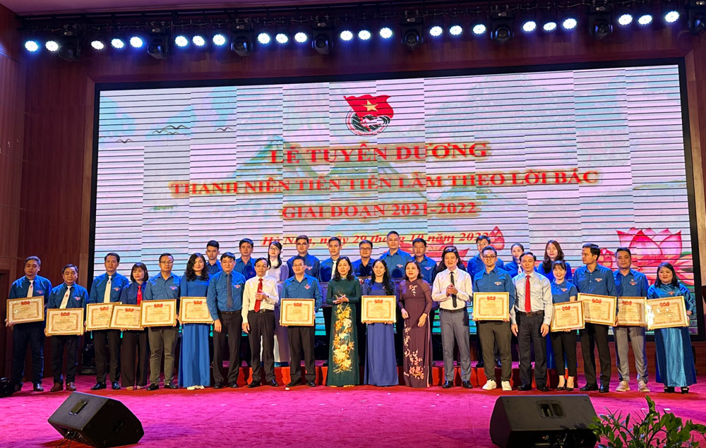 Tuyên dương 50 thanh niên tiên tiến làm theo lời Bác