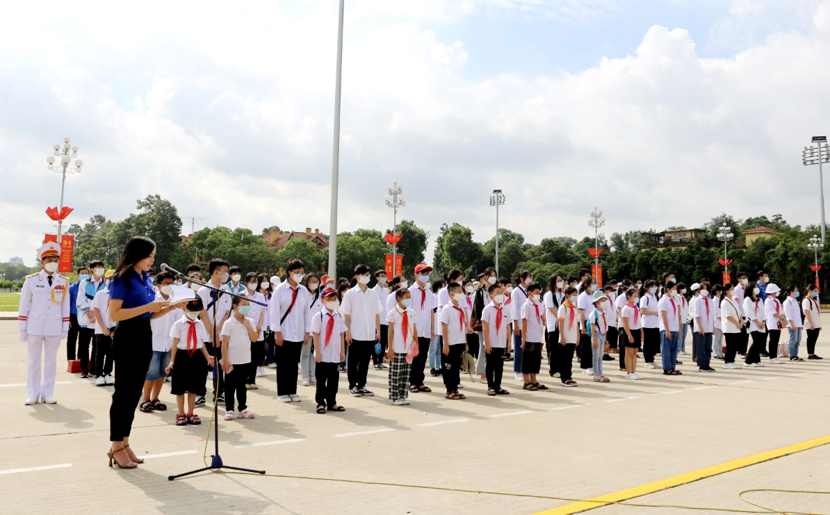 Tuyên dương 129 em học sinh giỏi tiêu biểu
