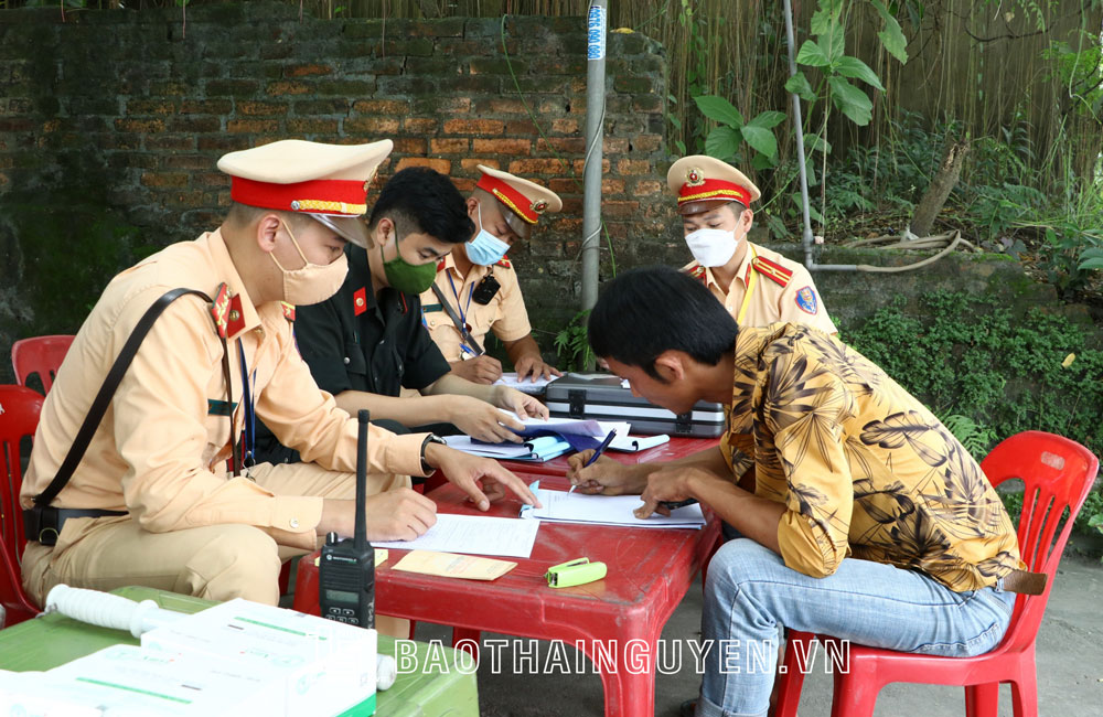 Trên 9.800 trường hợp vi phạm Luật Giao thông trong 9 tháng