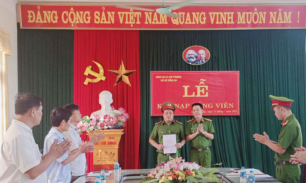 Chi bộ mạnh - Đảng bộ vững