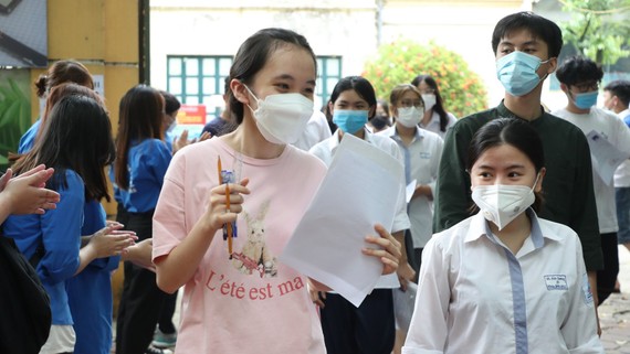 Năm 2022: Giữ ổn định “điểm sàn” nhóm ngành đào tạo giáo viên và sức khỏe ​