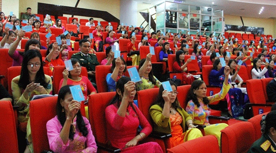 Đoàn kết giúp đỡ nhau cùng phát triển