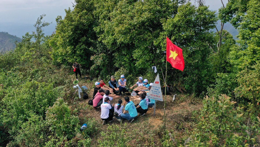 Khai thác tiềm năng du lịch mạo hiểm
