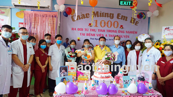 Đón em bé sơ sinh thứ 1.000 chào đời nhờ thụ tinh trong ống nghiệm