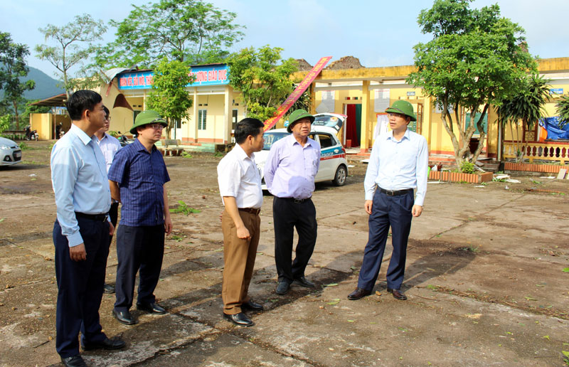 Lãnh đạo UBND tỉnh kiểm tra, chỉ đạo công tác khắc phục hậu quả mưa dông