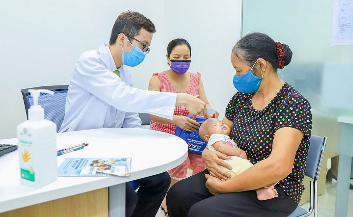 Tỷ lệ trẻ tiêm chủng đầy đủ tăng 20%