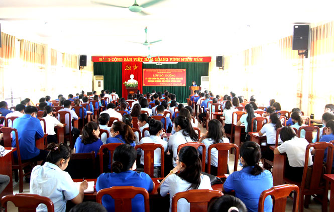 Bồi dưỡng nghiệp vụ cho gần 150 cán bộ Đoàn, Hội, Đội