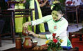 Video: Cuộc thi Người đẹp xứ Trà năm 2013:  Các thí sinh tham gia thi nghệ thuật pha trà
