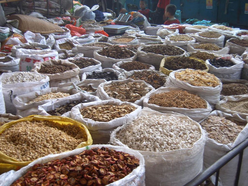 Xử lý nghiêm cơ sở y tế sử dụng thuốc cổ truyền không có nguồn gốc
