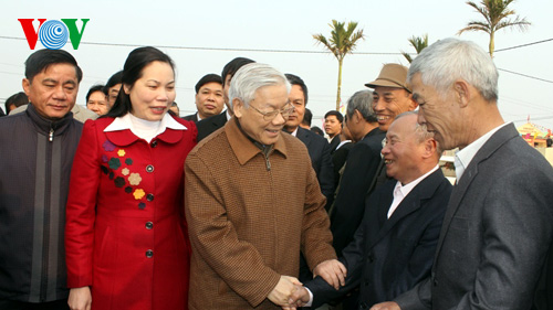 Tổng Bí thư thăm xã hoàn thành 19 tiêu chí nông thôn mới