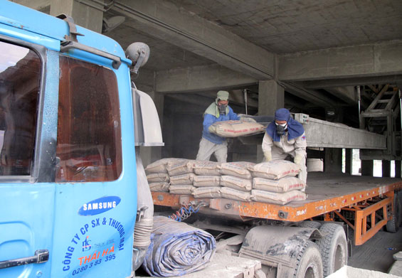 Các sản phẩm công nghiệp truyền thống tăng cao